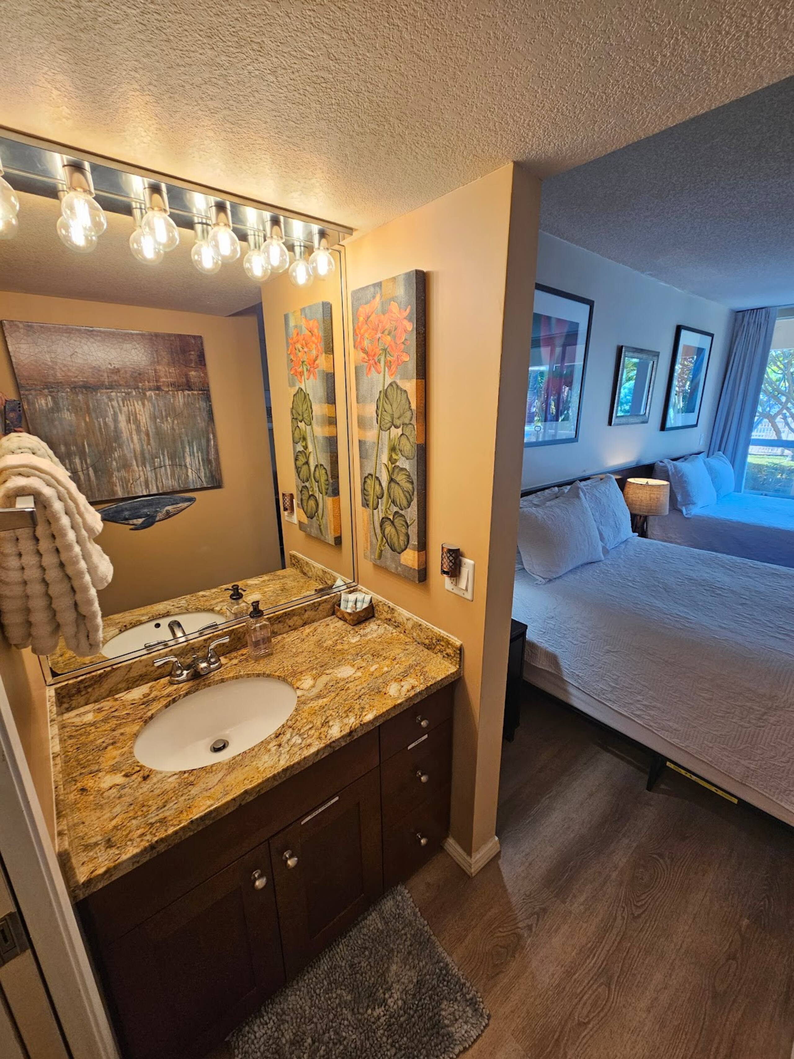 Condo in Kihei · ★4.86 · Studio · 2 beds · 1 bath - Image 8