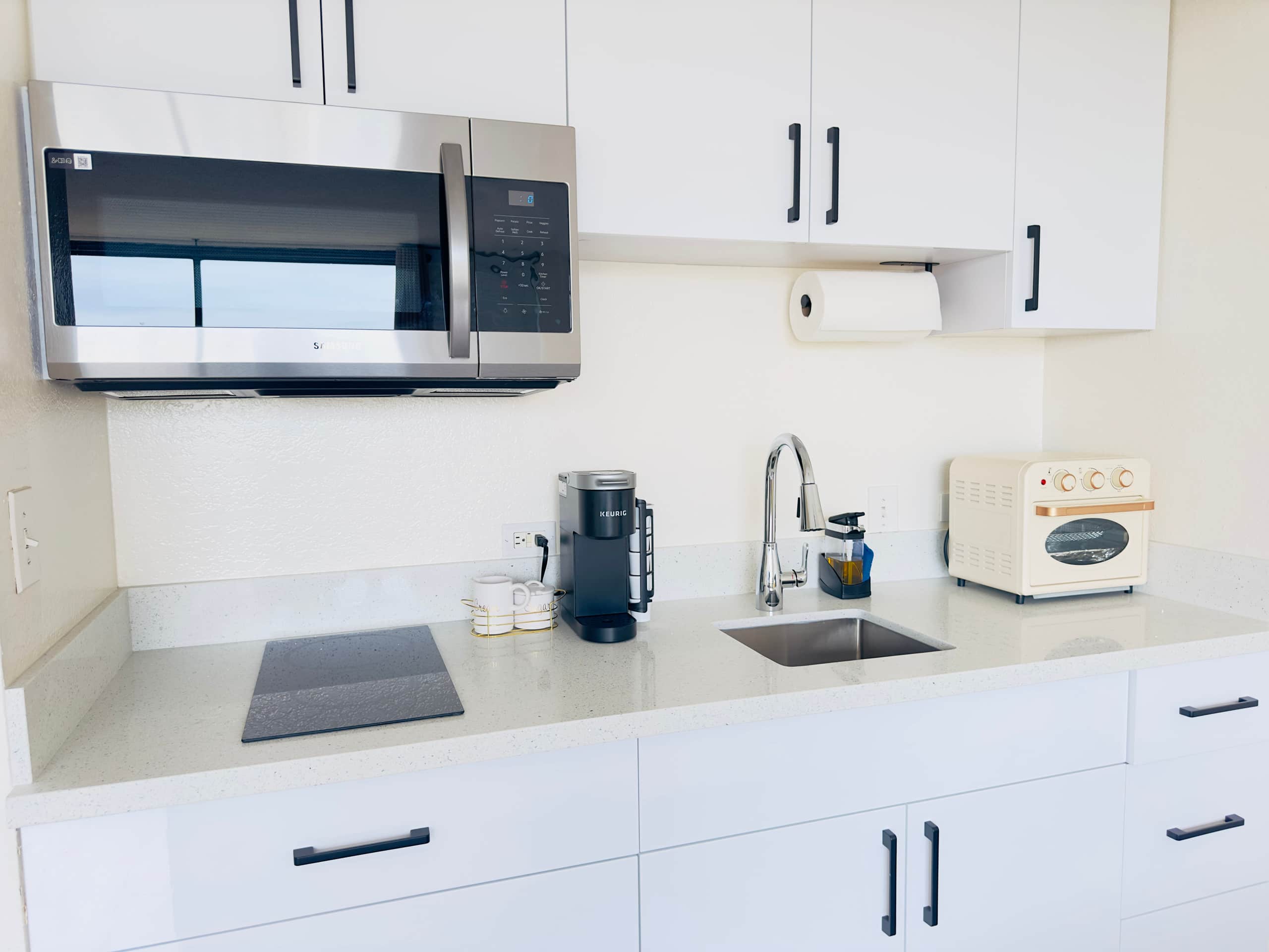 Condo in Honolulu · ★4.85 · 1 bedroom · 1 bed · 1 private bath - Image 26
