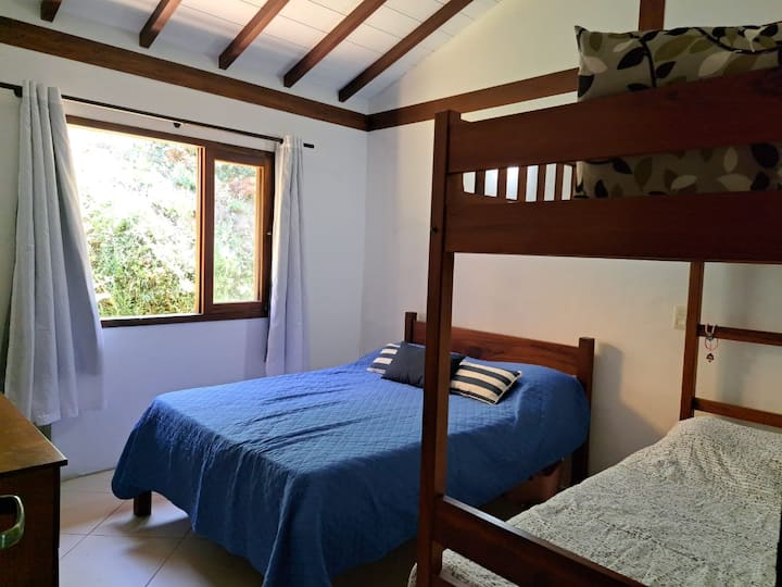 Dhomë gjumi 1