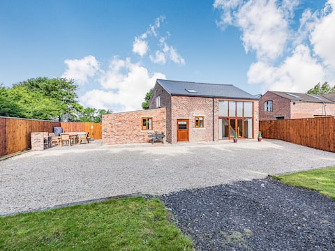 Stuarts Farm Barn