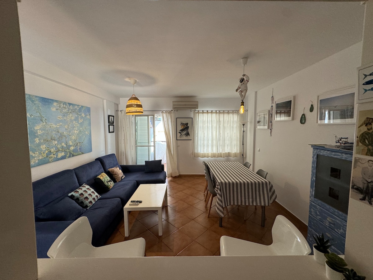 Top Airbnb: Beachfront apartment with garage included en Níjar