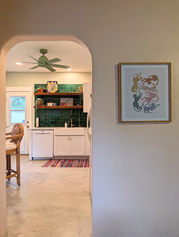 Charming & Bright 2bd/2ba Near Ua & 4th Ave - Arizona