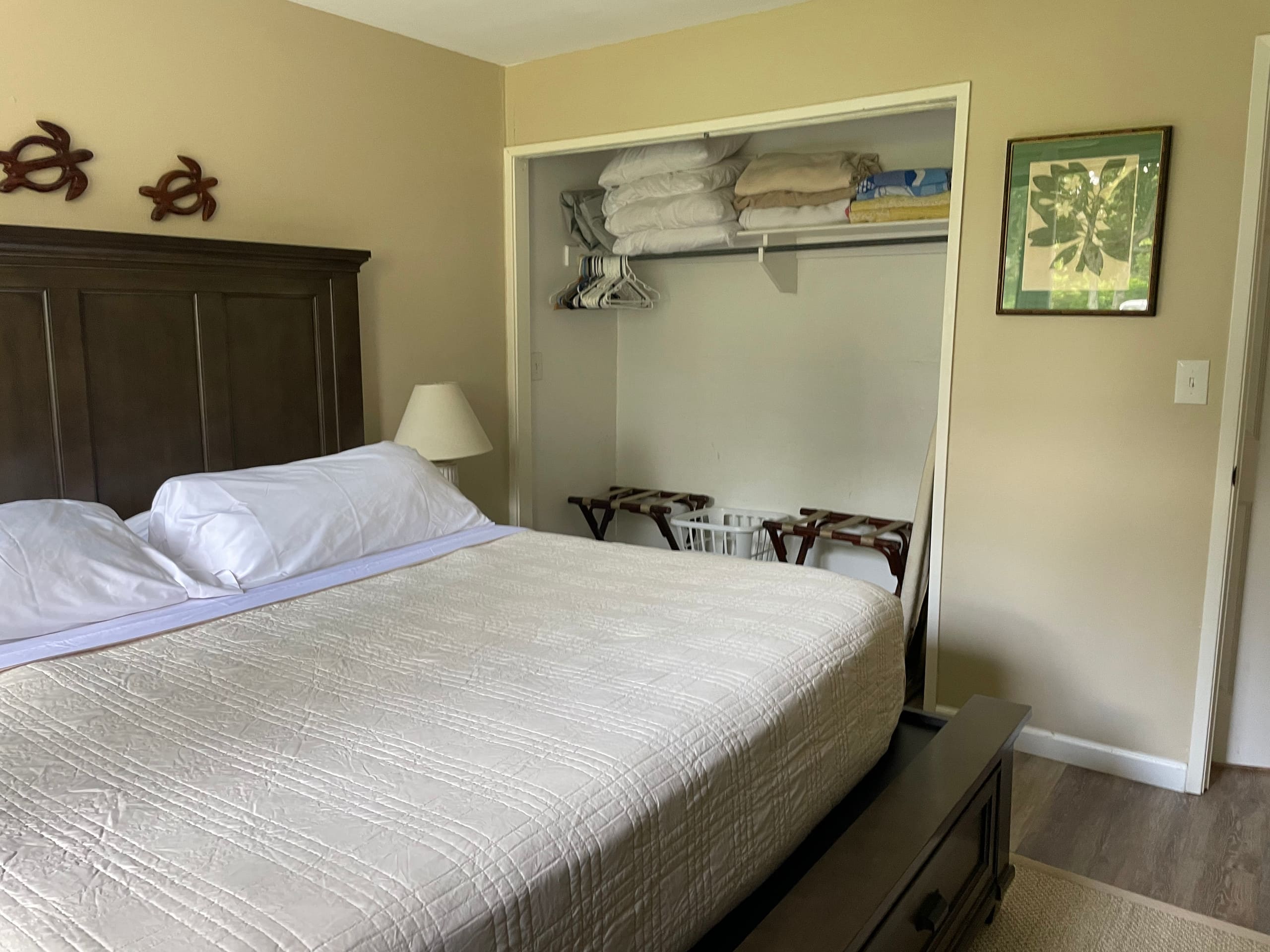 Condo in Kahuku · ★4.91 · 1 bedroom · 1 bed · 1 private bath - Image 17