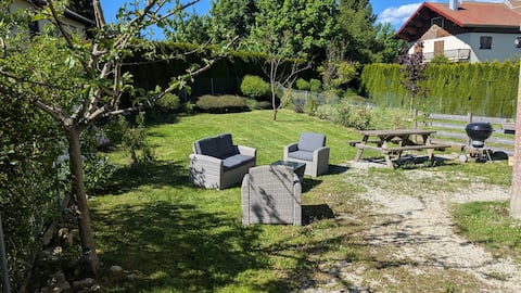 Successful Airbnb property: Garden apartment for 4 people in Prémanon