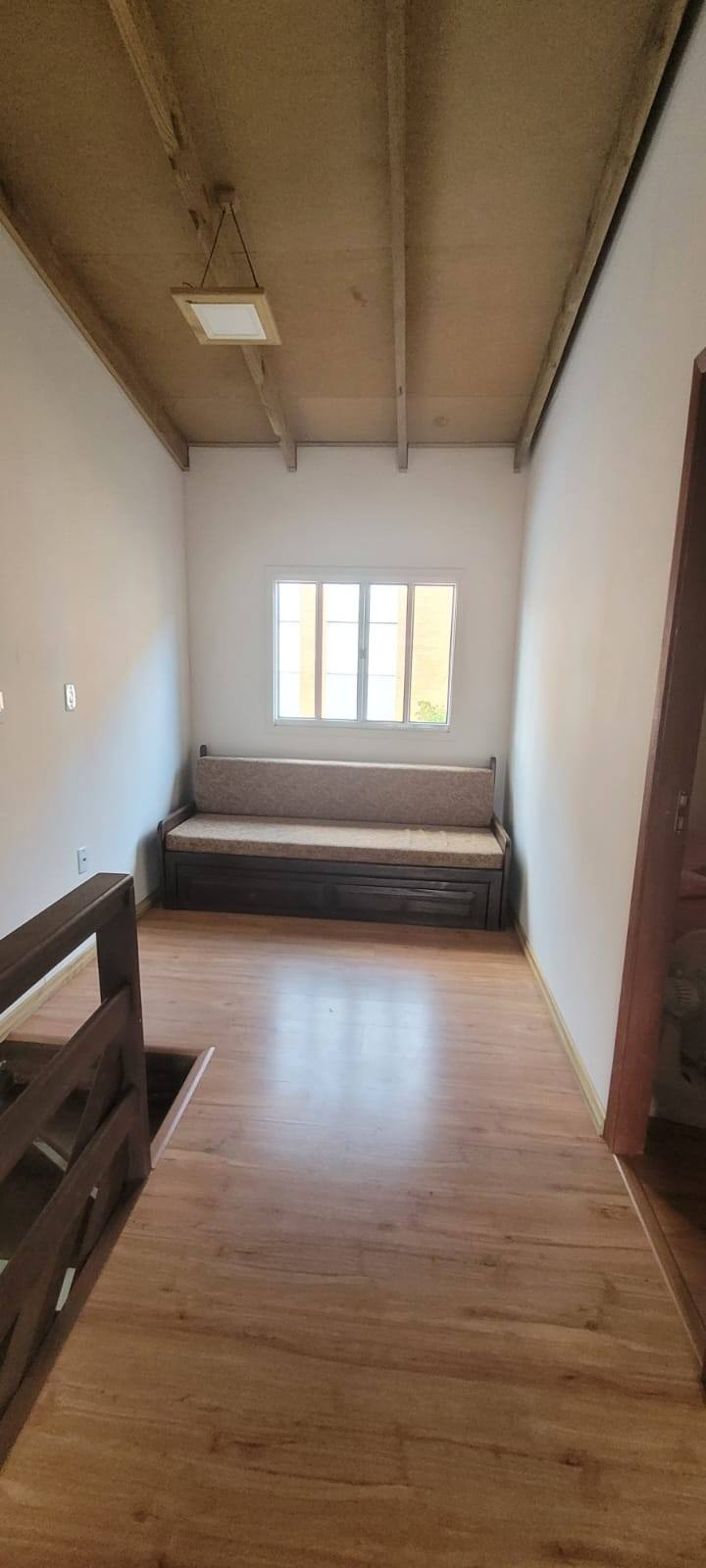 Dhomë gjumi 4