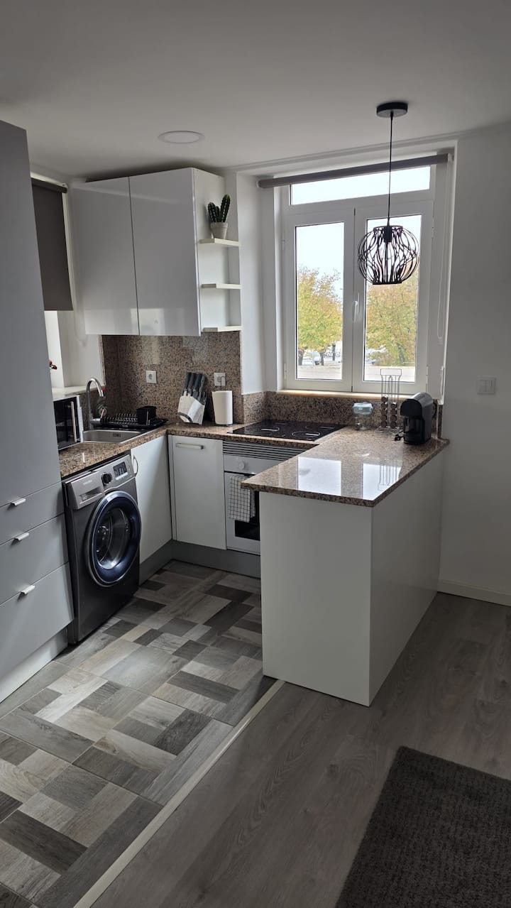 Lovely 1-bedroom Townhouse Next To The Ocean