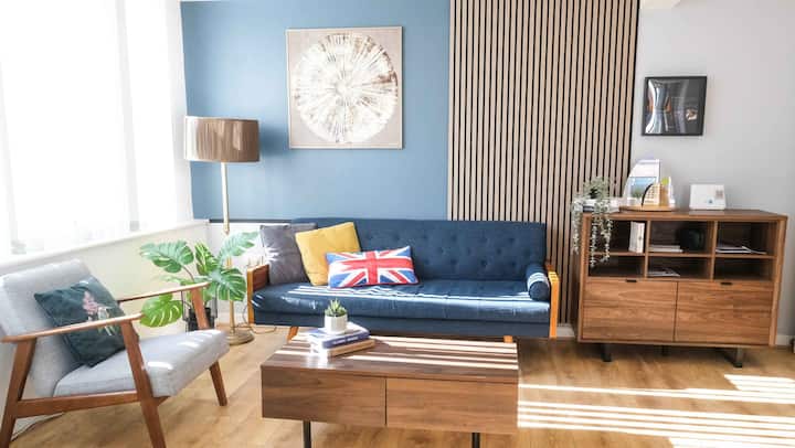 Co-op Live & City Chic: Spacious 2br Balcony Flat - 맨체스터