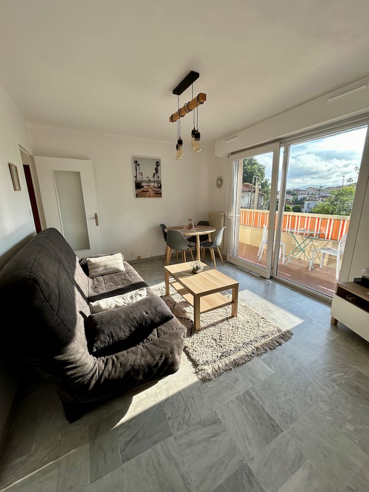 Grand Studio Climatisé Et Bien Placé - Juan les Pins