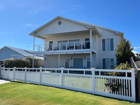 Hamptons at Hayborough 🏡