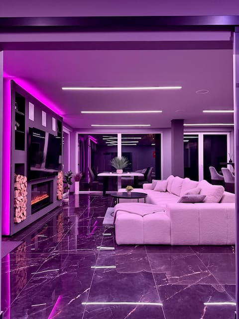 Luxus-Wellness-Suite • Private Sauna & Whirlpool
