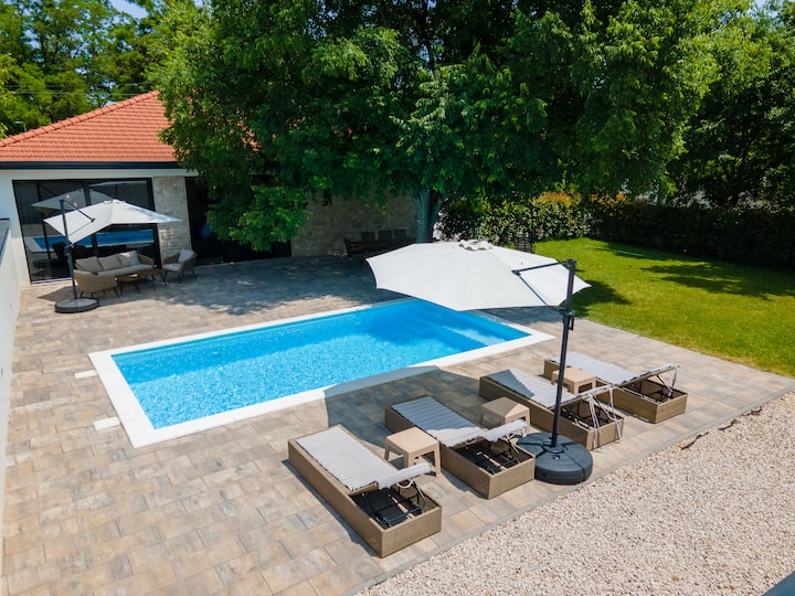 Villa Elena