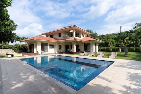 PrivateVilla | Pool | OceanView | FreeCar | Sauna