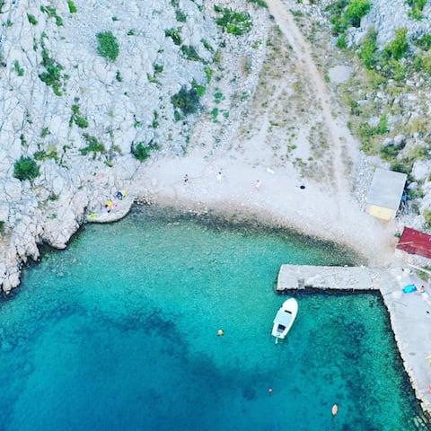Top Airbnb: Perfect apartment in nature park in Općina Karlobag