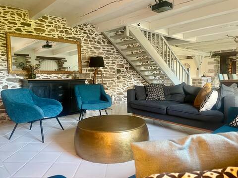 Breton farmhouse 10 minutes from the beaches