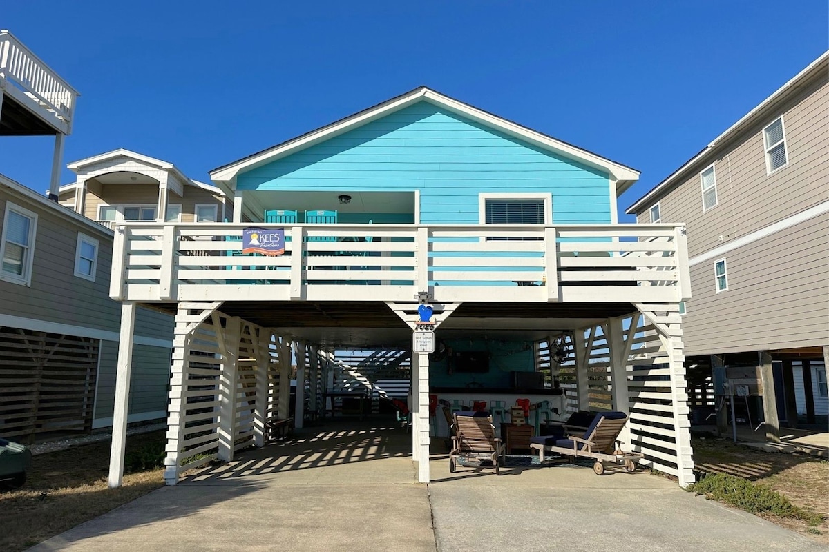 Part Time - Close to Beach, Hot Tub