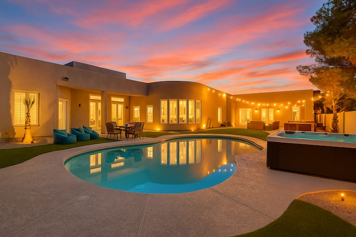 Modern Luxury Home Just Mins from the Strip!