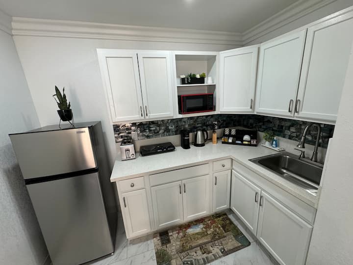 New Private Suite 10 Mins Strip - Las Vegas, NV