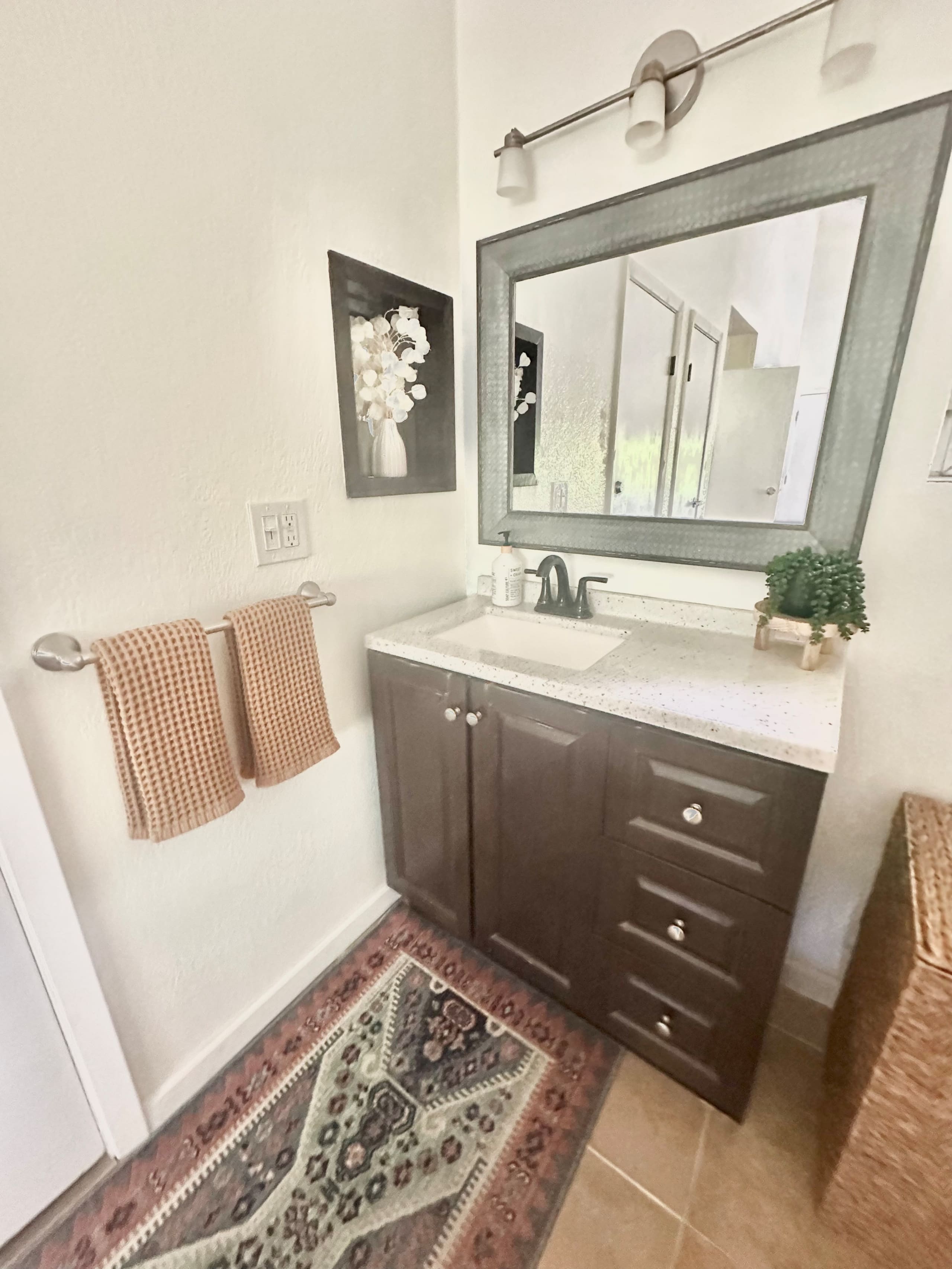 Condo in Princeville · ★4.95 · 2 bedrooms · 2 beds · 1.5 baths - Image 23