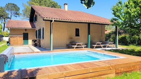 Renovated house *Pool* Pétanque* PingPong*Bikes