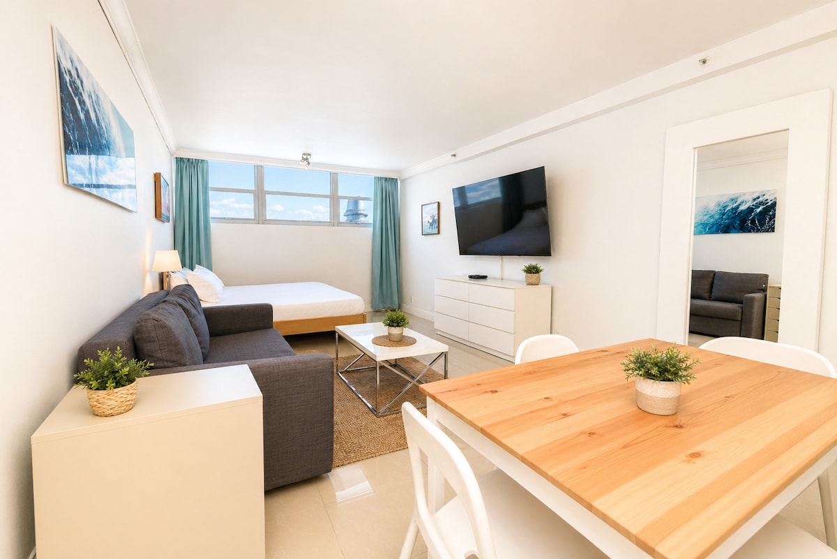 XL Studio w KingBed, Miami-Beach, FreeValetParking