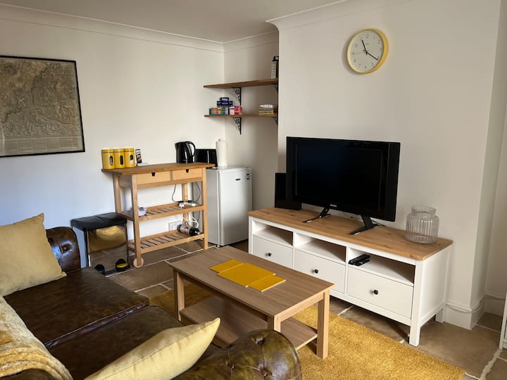 Town-house Basement - Cheltenham
