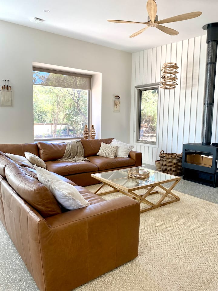 New Luxury Escape At Beach 5 Venus Bay - Venus Bay