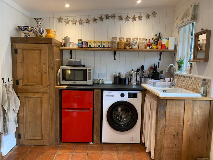 The Old Workshop. 
A Cosy Exmoor Bolthole. - Exmoor