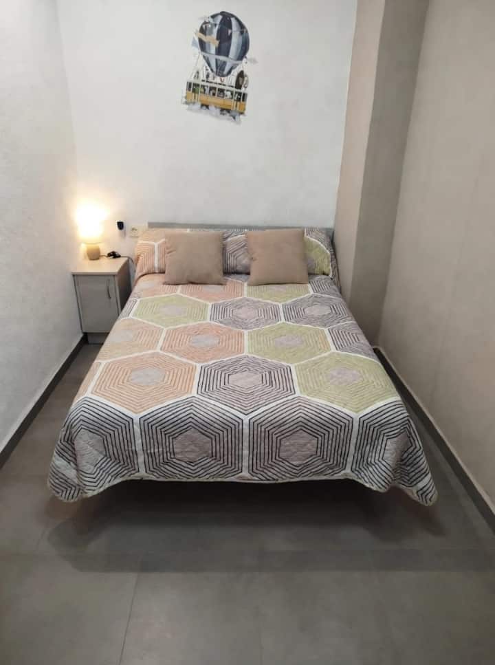 Chambre double. 
Avec ventilateur de plafond.