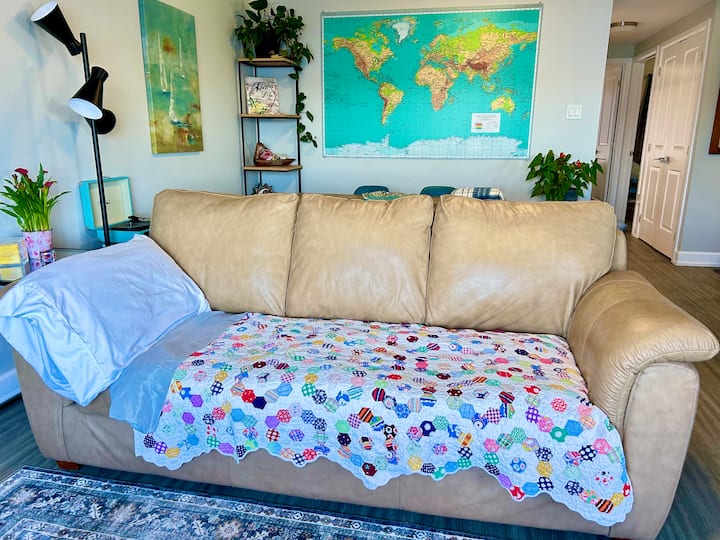 Waterfront~king Bed~accessible~w&d~central - Cornwall