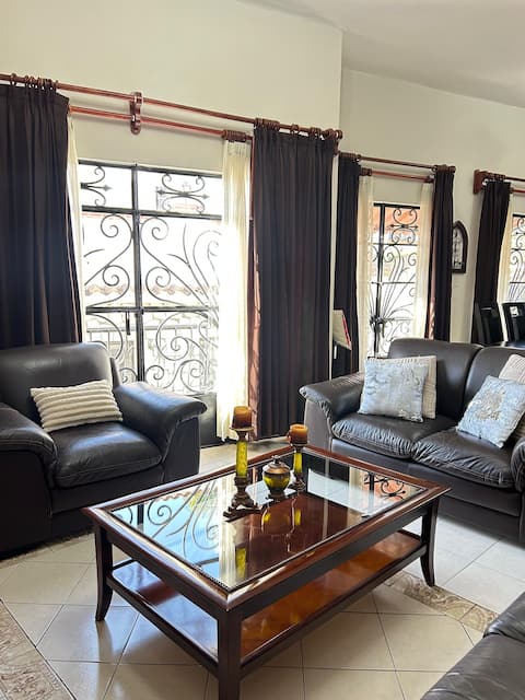 Successful Airbnb property: Moca House in Taxco De Alarcón