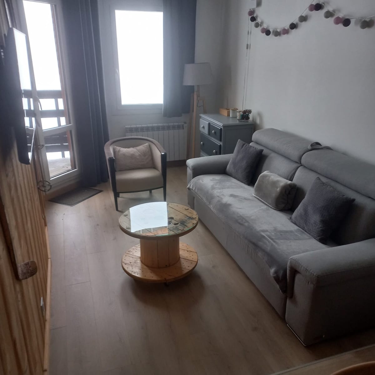 Successful Airbnb property: 2 rooms - 34 m2 - 4/5 people - balcony in Morzine