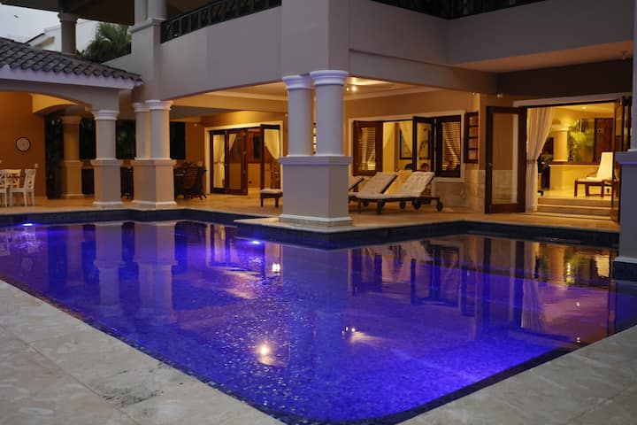 Serene 5br Villa | Luxury Punta Cana Escape +Staff - Punta Cana