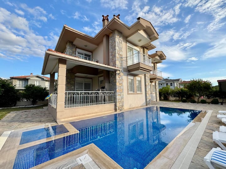 Luxusvilla Für 8 Personen - Dalyan
