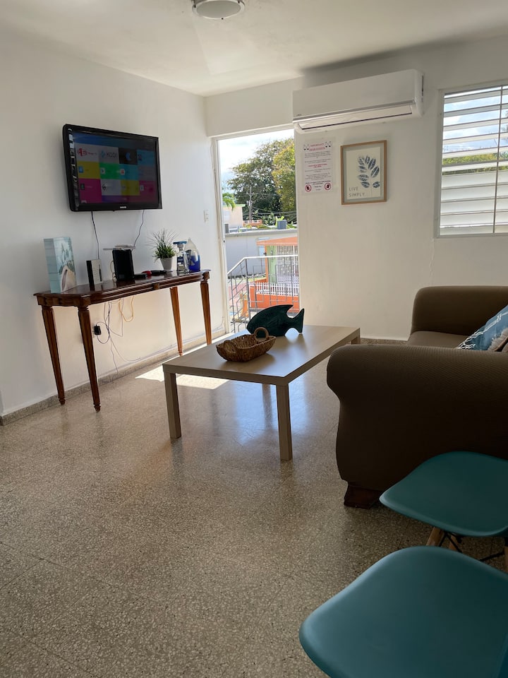 Close-to Everything W/pool Accommodates 8 -Floor 2 - San Juan