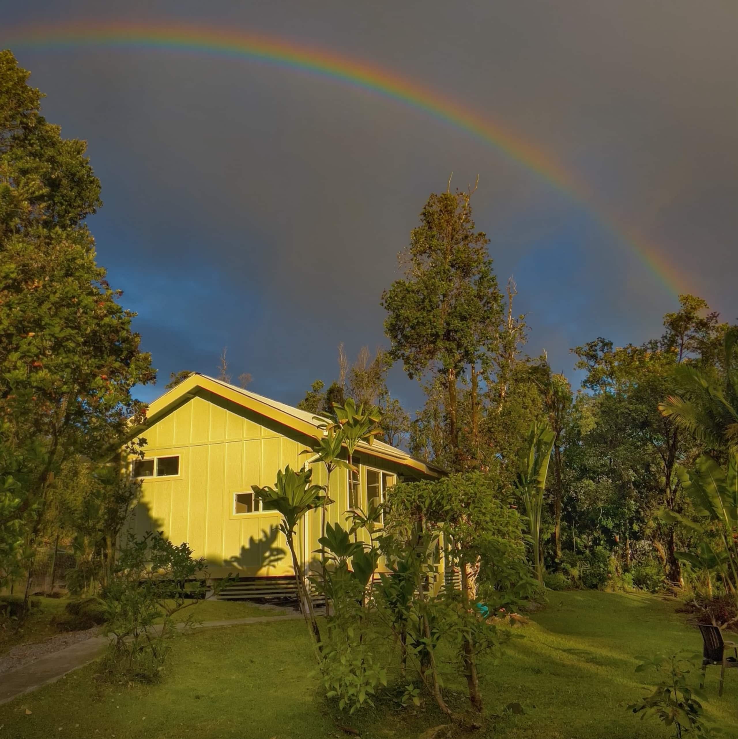 Guesthouse in Hilo · ★5.0 · Studio · 1 bed · 1 bath - Image 9