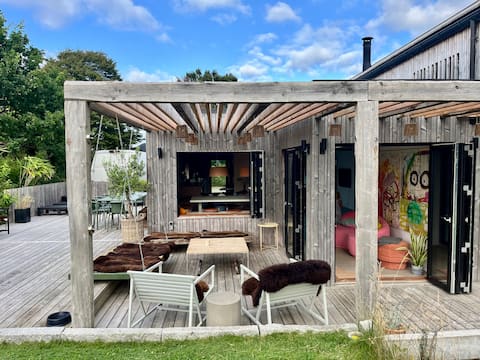 Unique and modern summerhouse, 100m from Beach.