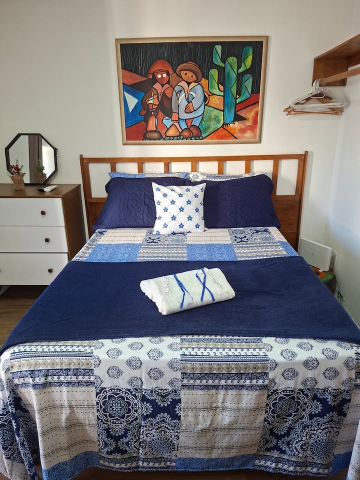 Studio A 5 Min Porto Da Barra. Ar E Wi-fi 200mb - Barra