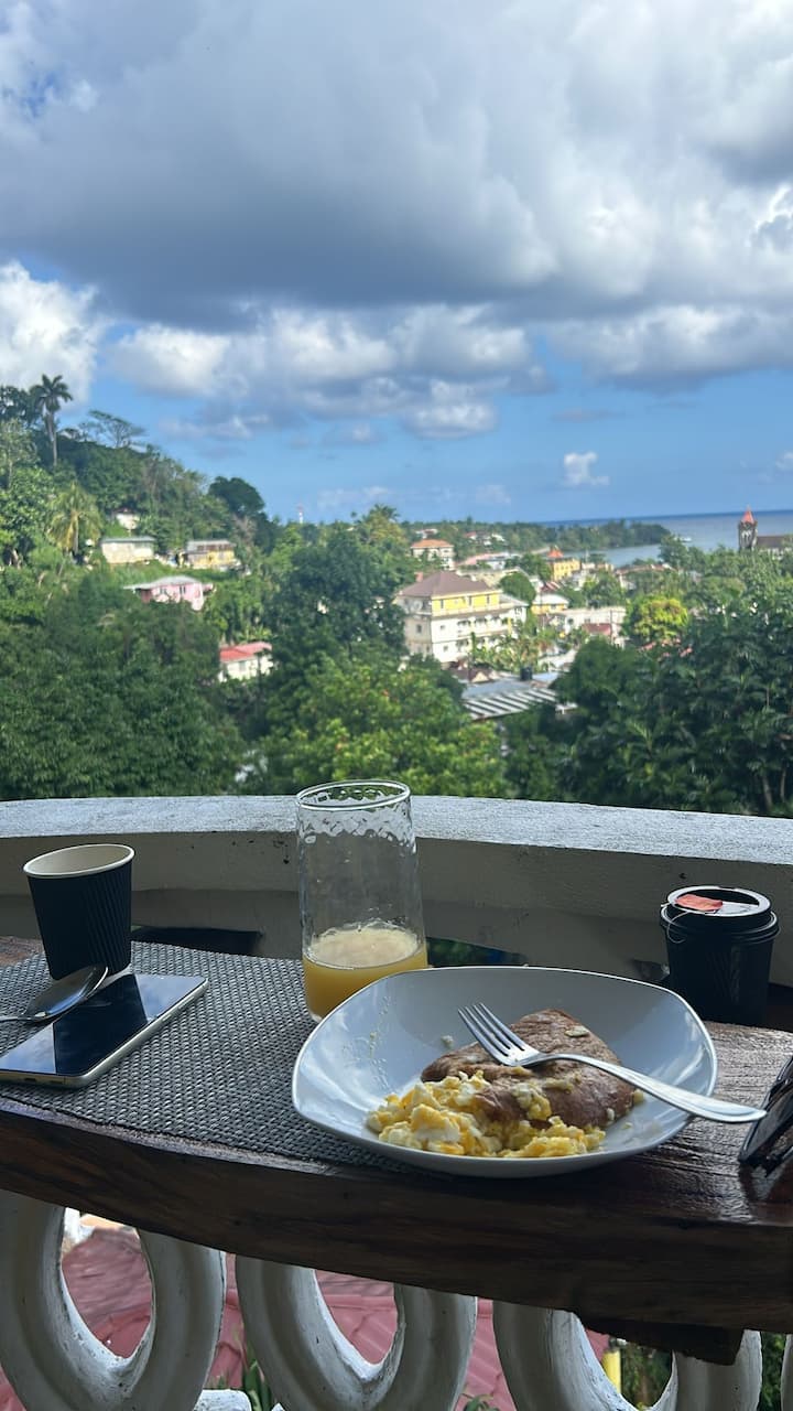 Private Hilltop 2BR Panoramic Sea + Mountain Views - Houses for