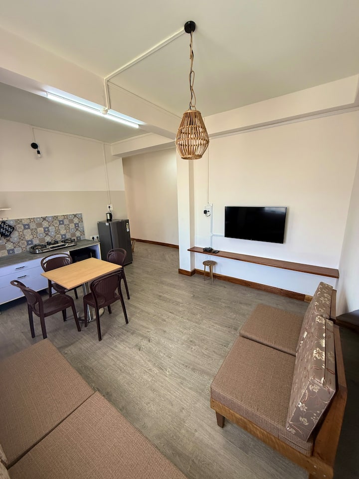 Modern Two Bedroom Flat With Parking In Kohima. - Kohima