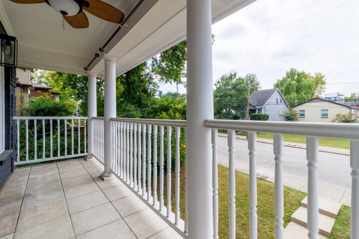 8-person house near downtown Nashville gallery image 4