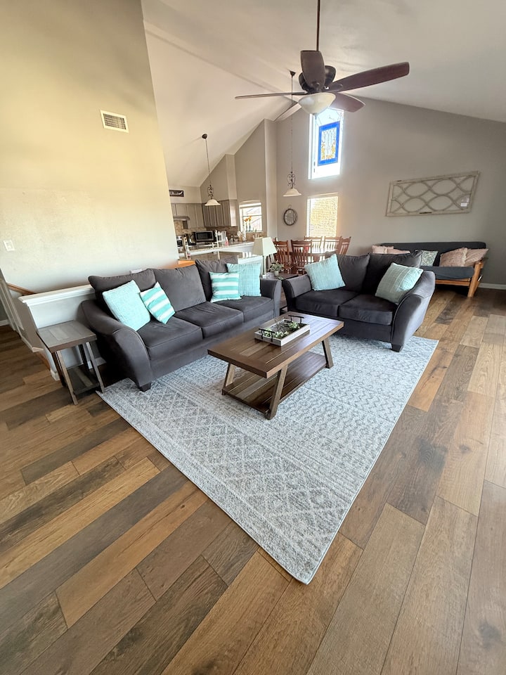 Laurie’s Place Panoramic Views! - Lake Conroe, TX