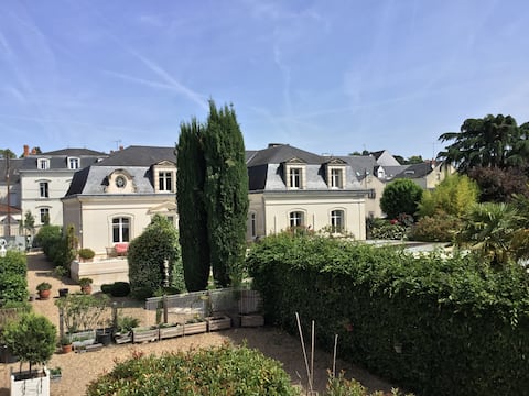 Luxury Villa 5*, big swimming-pool, Loire Valley