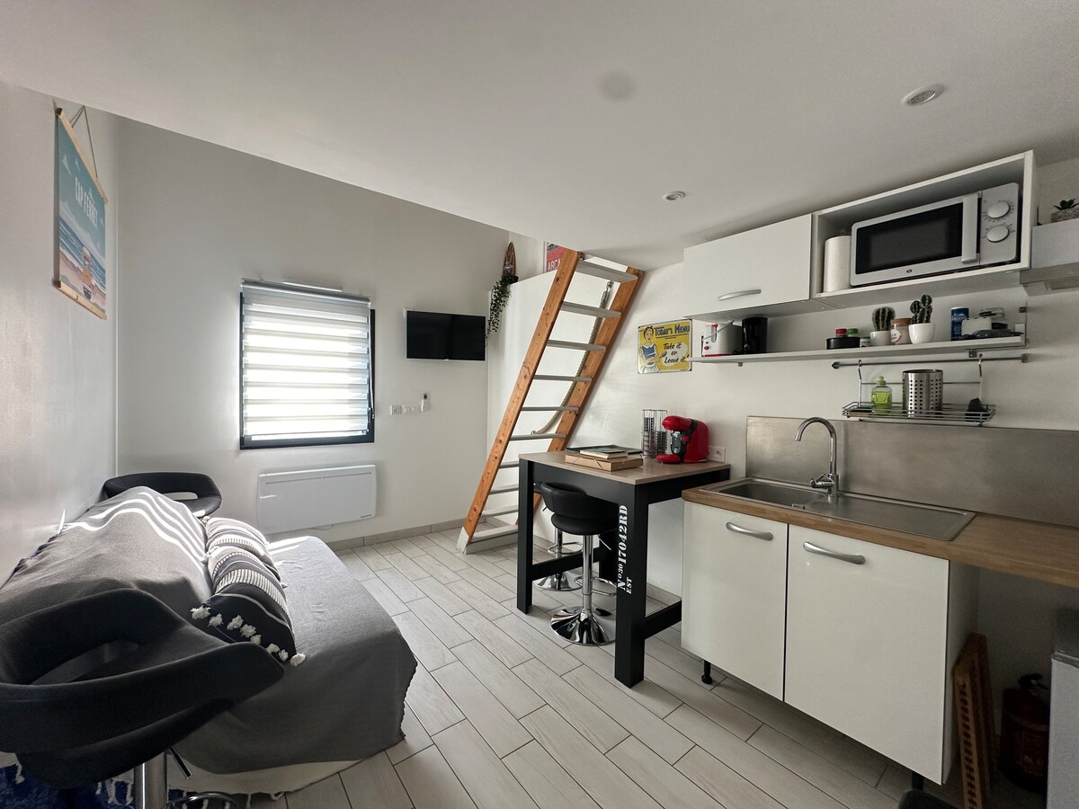 Top Airbnb: Studio, terrace, pool access, 25 min from Arcachon à Mios