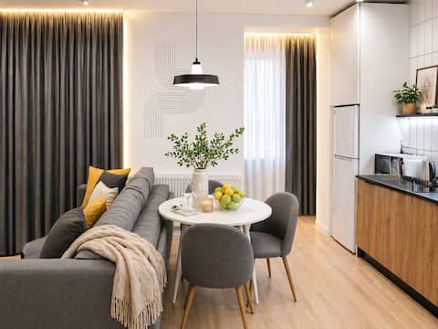 Modern Studio City Center