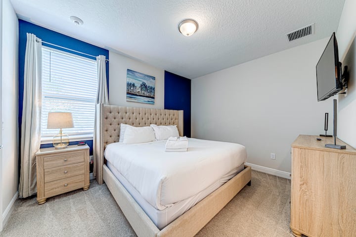 Bedroom 8
