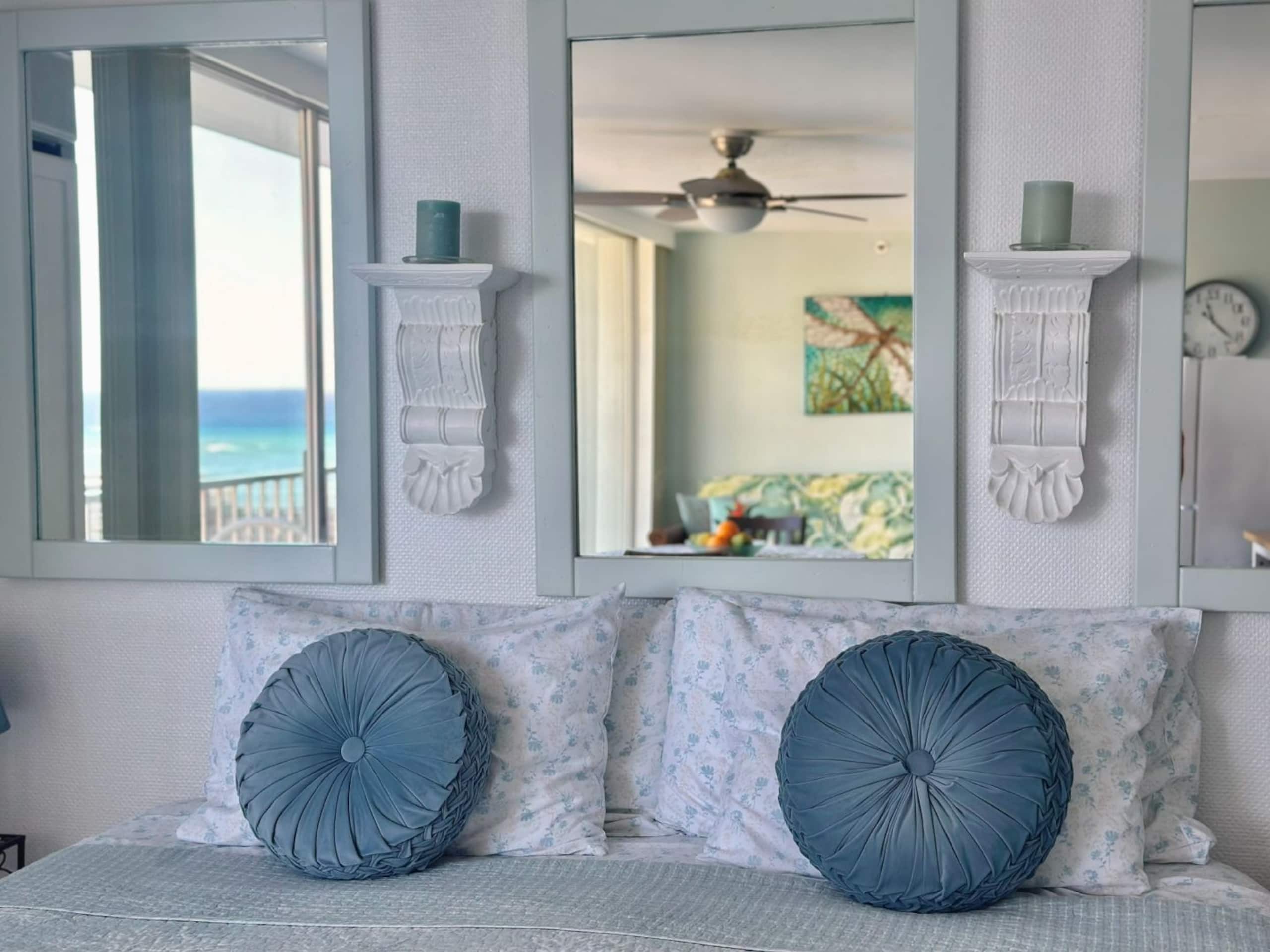 Condo in Honolulu · ★4.91 · Studio · 2 beds · 1 private bath - Image 7