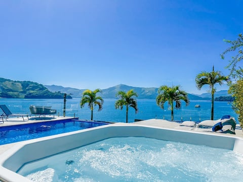 Luxury in Angra Pé na Areia Infinity Pool Jacuzzi