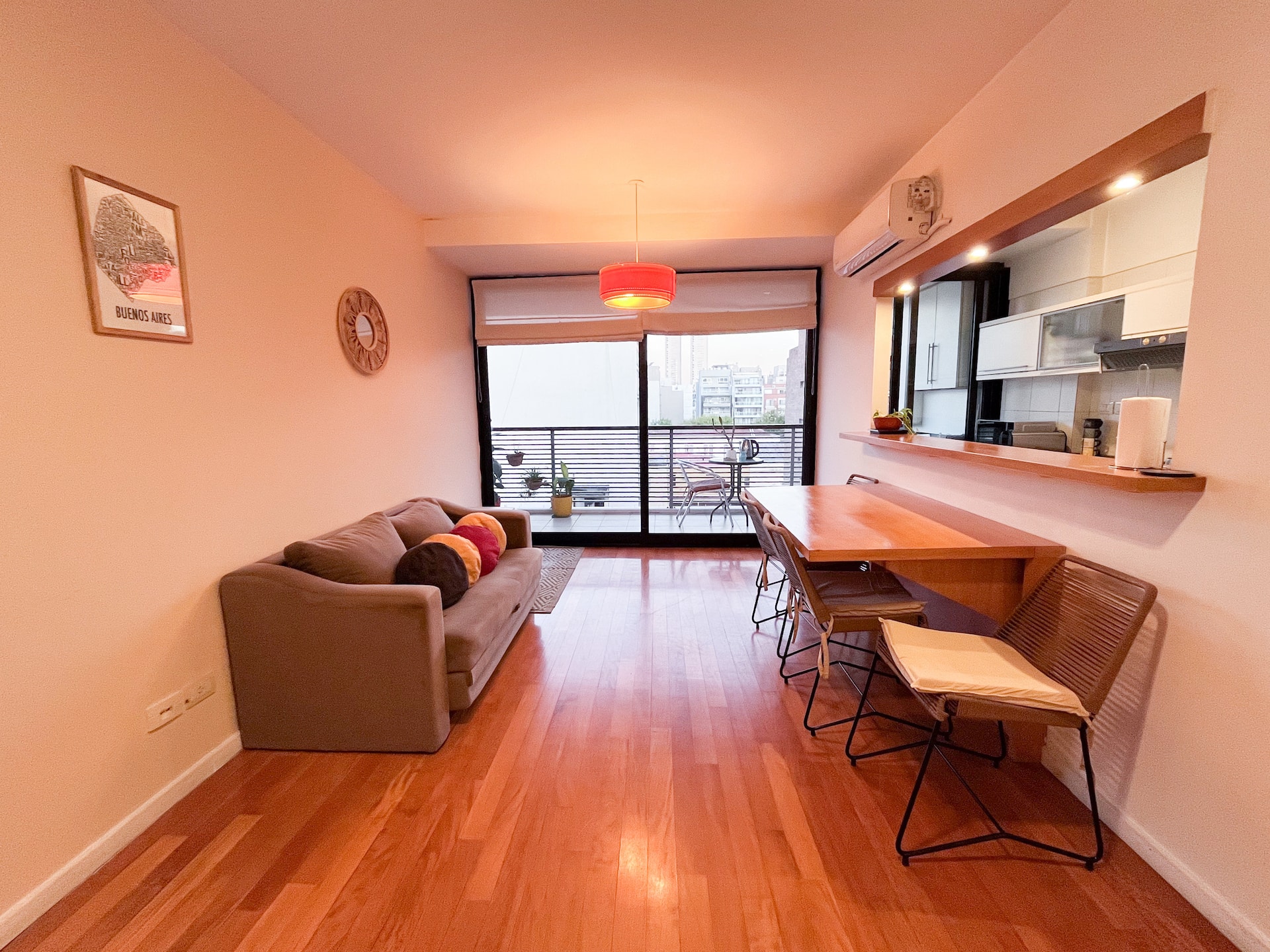 Two-bedroom apartment with terrace in Palermo