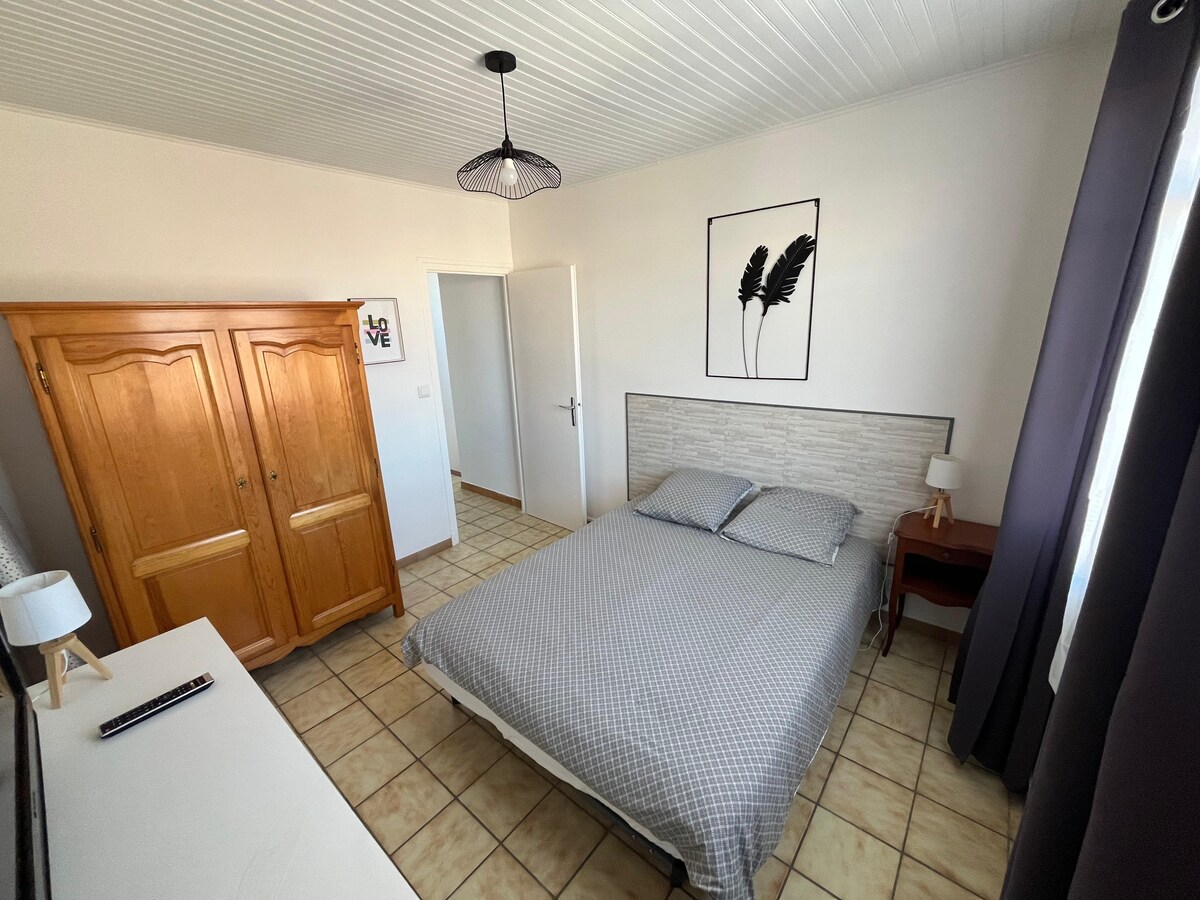 საძინებელი 1