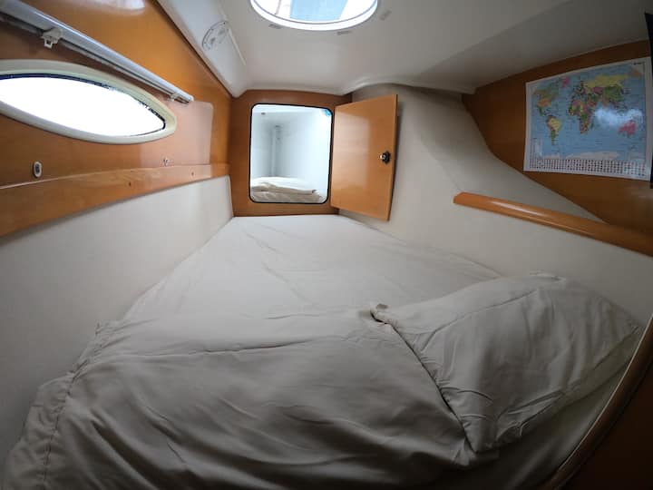 საძინებელი 1